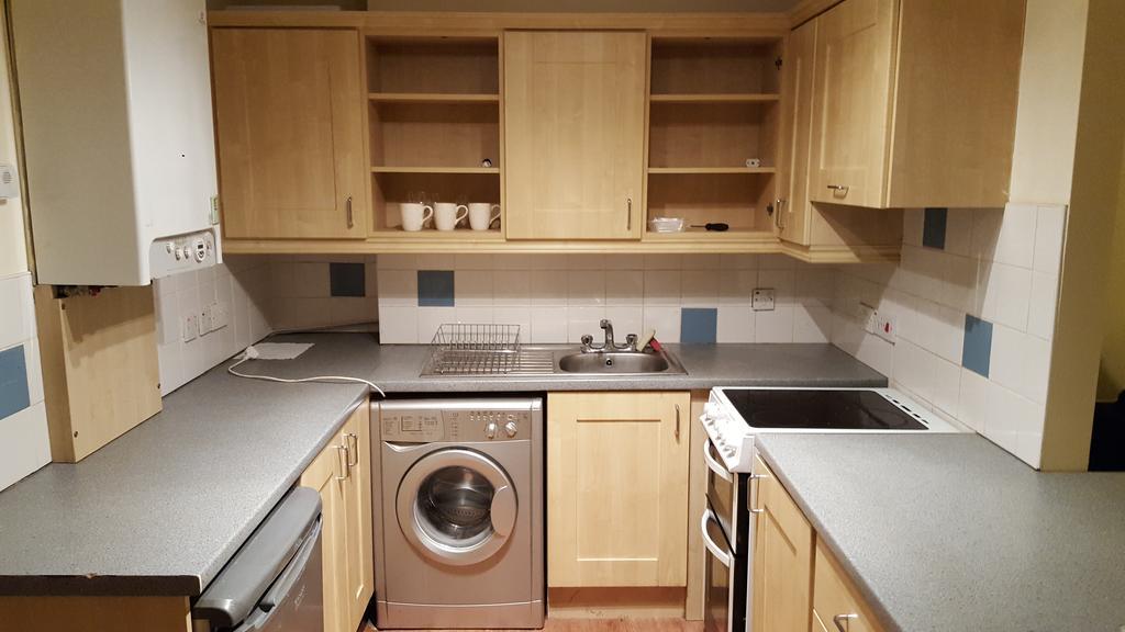 Castleton Gardens Apartments ベルファスト エクステリア 写真