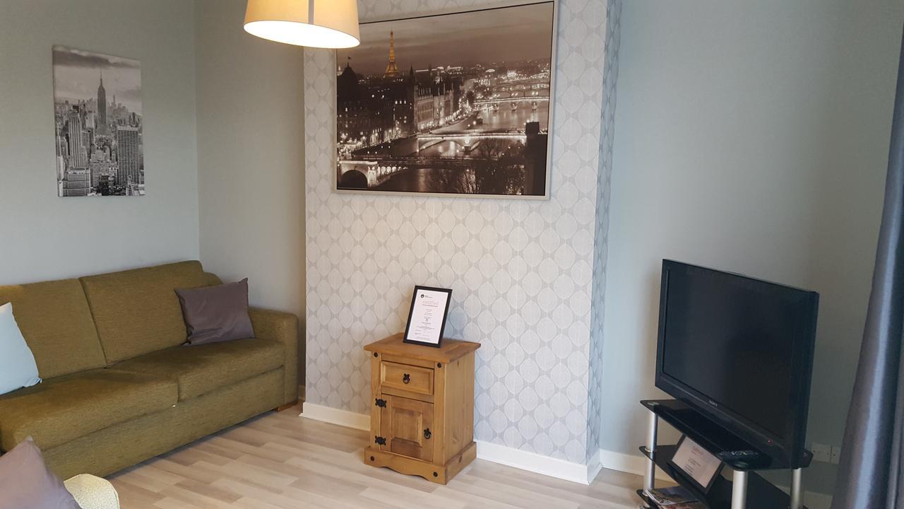 Castleton Gardens Apartments ベルファスト エクステリア 写真